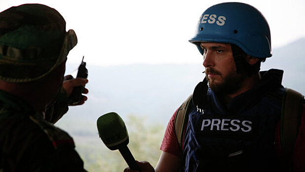 Опубликовано видео обстрела журналистов в Сирии