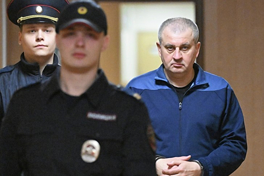 Осуждённый экс- генерал Шамарин попросился на СВО солдатом
