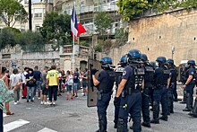 Полиция применила слезоточивый газ для разгона протестующих у дома мэра Ниццы
