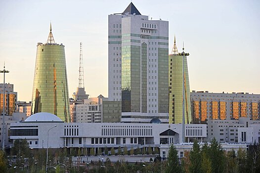 Премьер-министры Казахстана и Кыргызстана провели встречу в Астане