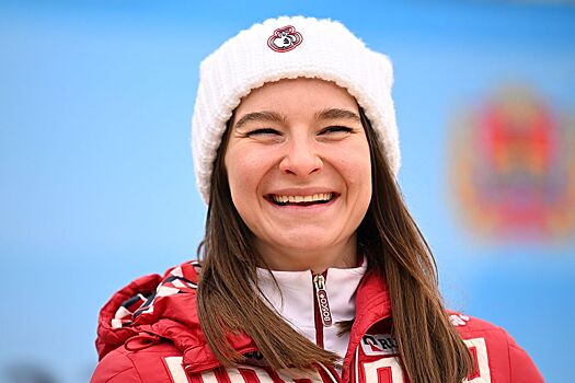Лыжницу Наталью Непряеву наградят хрустальным глобусом за победу в Кубке мира уже скоро – на ЧР в Сыктывкаре