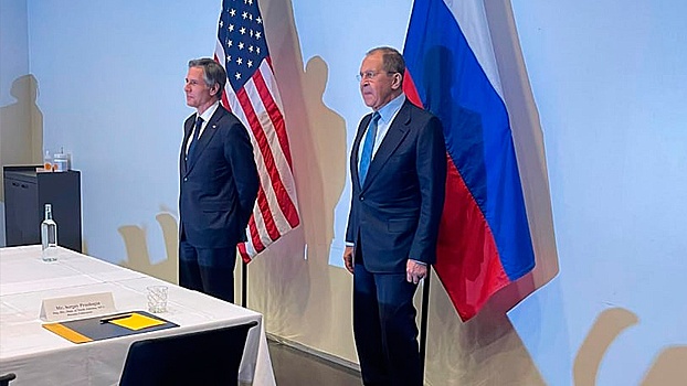 Готовы разгрести завалы: Лавров о работе дипмиссий РФ и США