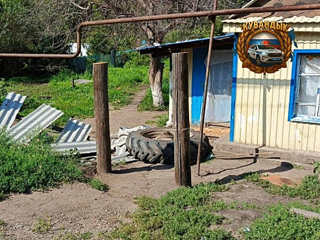 Двухлетний малыш попал под колесо трактора в Кувандыке