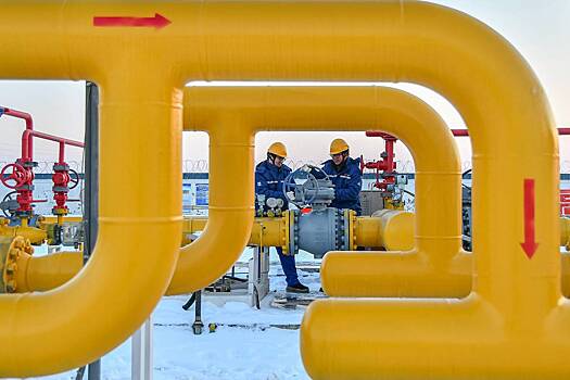 Китай начал активно покупать нефть и газ у России. Что будет дальше?