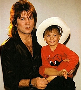 Как выглядит и чем занимается сын Юрия Лозы?