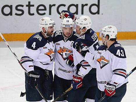 Виктор Рашников: "Отъезд Антипина и Береглазова в НХЛ меня не удивил"