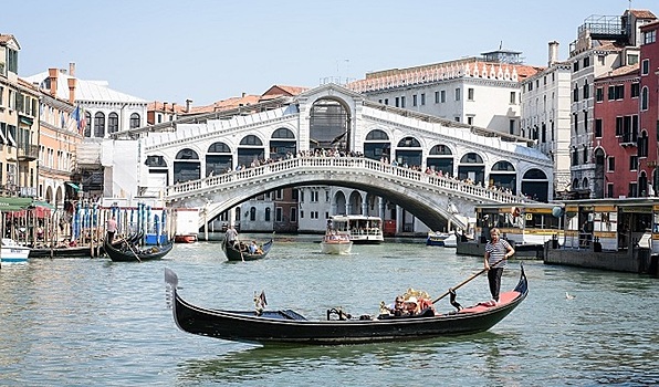 Венеция вводит новый налог для туристов