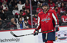 Овечкин вышел на четвертое место в списке лучших снайперов в истории НХЛ, догнав Халла