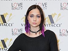 Настасья Самбурская, Алена Шишкова и другие звезды присмотрели себе обувь на зиму