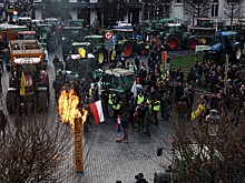 Бунт фермеров в Брюсселе: Задержаны 13 аграриев, ранены четверо полицейских