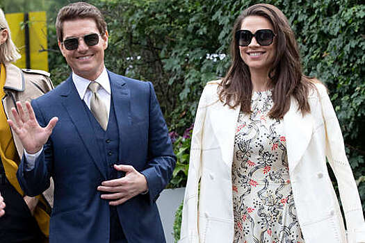 The Sun: Том Круз расстался с актрисой Хейли Этвелл