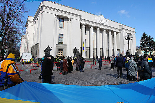 Вице-спикер Рады рассказал о планах серьезно пересмотреть конституцию Украины
