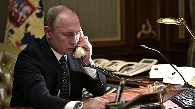 Путин обсудил с Конте ситуацию в Ливии