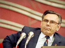 Хинштейн наградил медалью главу курского землячества в Москве Ивана Полозкова