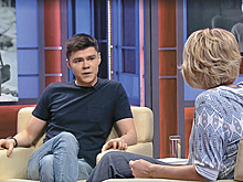 В телевизоре наконец занялись потерянным поколением: "Не ходите на митинги!"