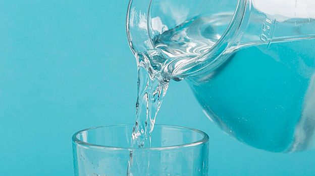 Уролог из Лабытнанги объяснил, почему фильтрованная вода лучше бутилированной и кипяченой