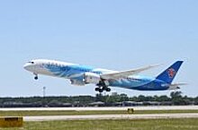 Первый Boeing 787-9 Dreamliner для China Southern