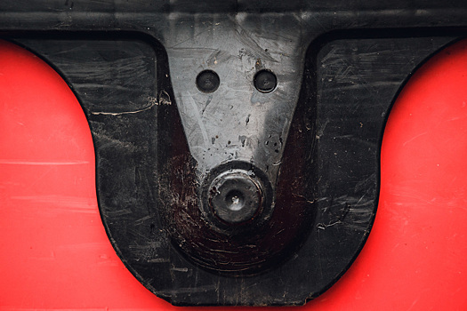 Новокузнечанин отсудил у коммунальщиков более 100 000 рублей за "драчливую" мусорку