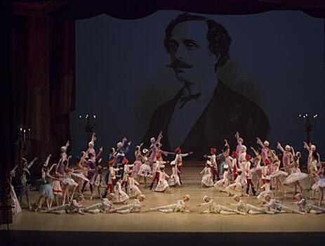 Проект "Grand pas Петипа" в Самарском академическом театре оперы и балета стал заметным событием в культурной жизни региона