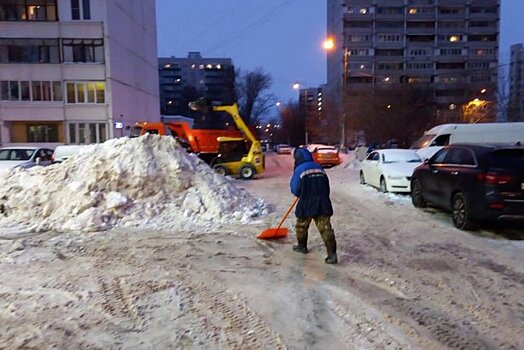 Штат дворников в Старом Крюково укомплектован на 90%