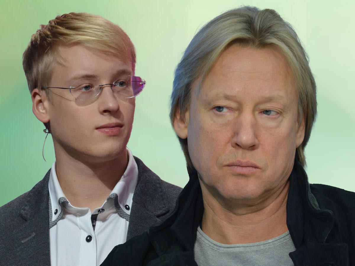 Актер Дмитрий Харатьян вышел в свет с 24-летним красавцем-сыном Иваном