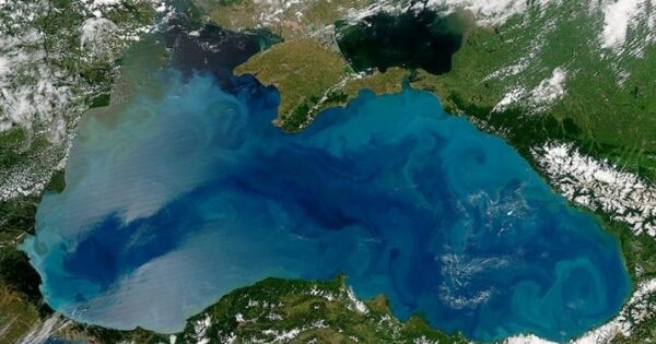 Макс глубина волги