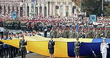 В военном параде в Киеве увидели признаки провала декоммунизации
