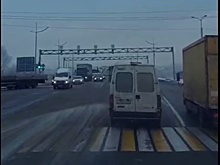 На аварийном перекрёстке Емельянова с окружной изменили схему движения