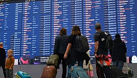 Почти 30 рейсов задержали или отменили в аэропортах Москвы
