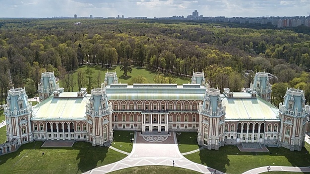 Дворец в царицыно фото Pin di Brayan Reyes su Palacios ✨ nel 2023 Palazzi