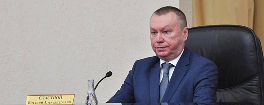 Саратовскому правительству представили главного федерального инспектора