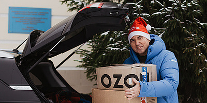 "Здорово своими руками делать маленькое новогоднее чудо". Где нужны волонтеры в праздники