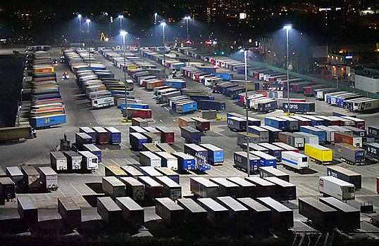 В порту Роттердама с конца 2022 года заблокированы 43 тысячи грузов в Россию и Белоруссию