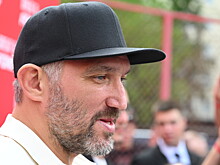 Легендарный отель и десерты с золотом: сколько Овечкин потратил на отдых в Дубае