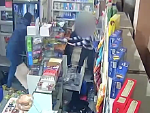 В Калининграде продавец магазина дала отпор грабителю с ножом