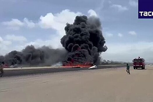 Крушение самолета в Сомали попало на видео