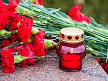 В Камышине на памятном знаке погибшим в СВО воинам выбили новые имена