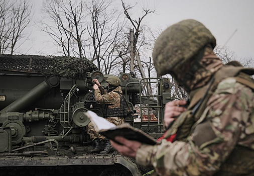 «Ждите-ждите»: боец СВО год служил без зарплаты и выплат за ранение. Чем закончилось дело