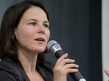 Глава МИД Германии Бербок попала в тупик из-за позиции по «Северному потоку – 2»