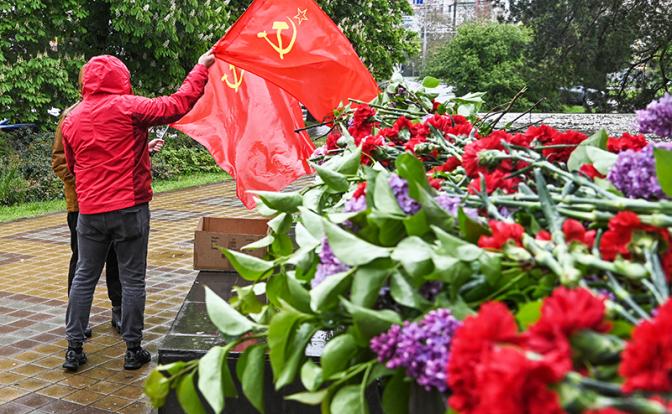 Охота на ведьм в Иркутске: свидетель «преступной маёвки» у памятника Ленину прятался в туалете
