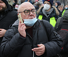 Журналиста Лобкова избили на Патриарших прудах в Москве