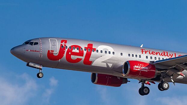 На рейсе Jet2 в Великобританию умерла пассажирка