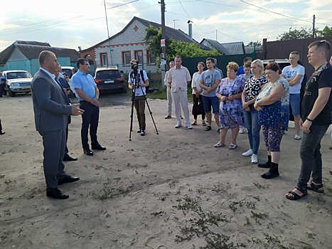 В Духовце Курского района прошла встреча с гендиректором «Газпром газораспределение Курск»