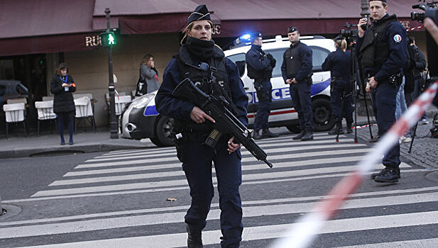 Во Франции задержали трех подозреваемых в подготовке терактов