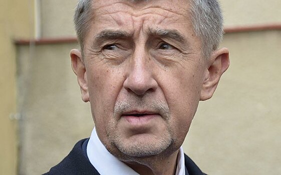 Премьер-министр Чехии рассказал об угрозах убийством