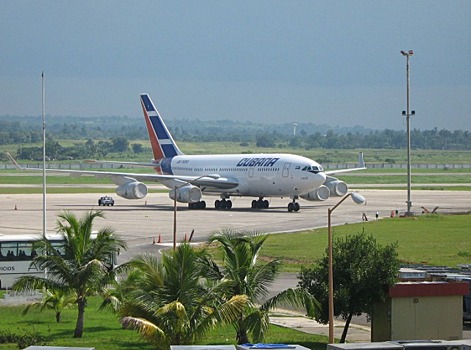 На Кубе решили, до какого числа не будут принимать самолеты в Гаване