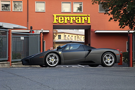Единственный матовый Ferrari Enzo появился на аукционе