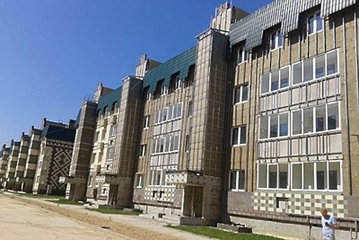 Строительство проблемного ЖК «Изумрудная долина» возобновили в Подмосковье