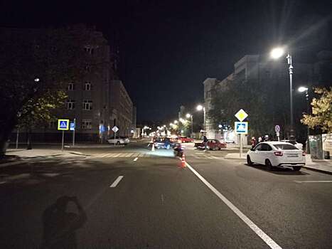 В Оренбурге произошло массовое ДТП с участием мотоциклиста