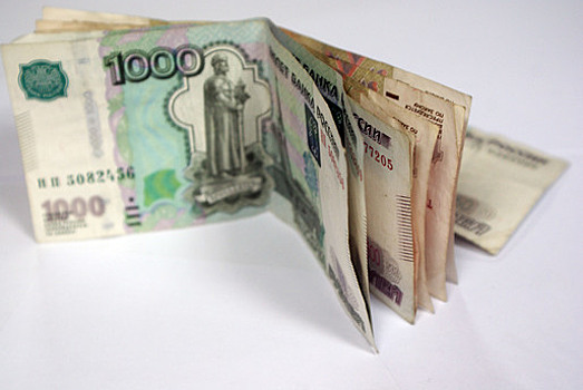 Госдума одобрила закон об отмене «банковского роуминга»